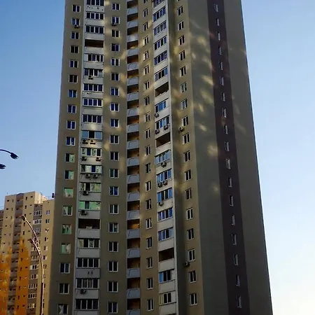 Yelyzavety Chavdar Osokorki Апартаменты *